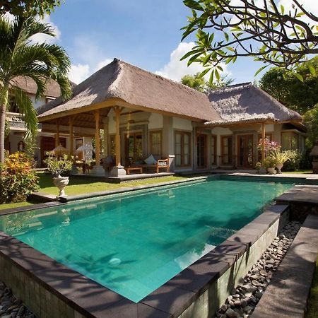 Taman Sari Bali Cottages バニュウェダン 部屋 写真