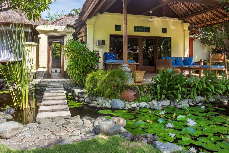 Taman Sari Bali Cottages バニュウェダン エクステリア 写真